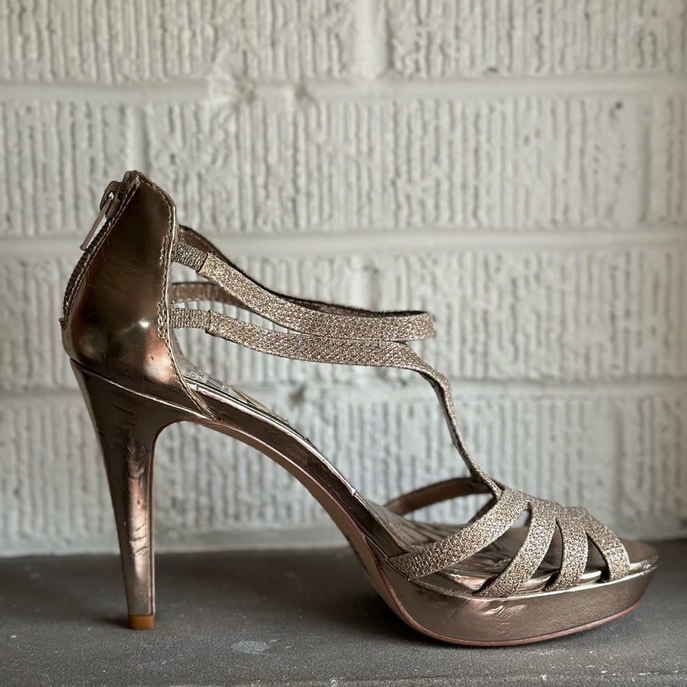 Alfani Tacy champagne gold evening heels Size 7. Used, like new